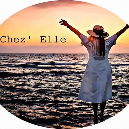 Chez' Elle بيت للعطل *